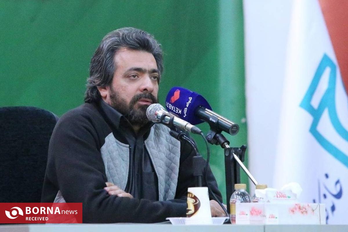 میرزاده: زبان سالم و خیال متناسب، دو رکن اصلی شعر کودک هستند