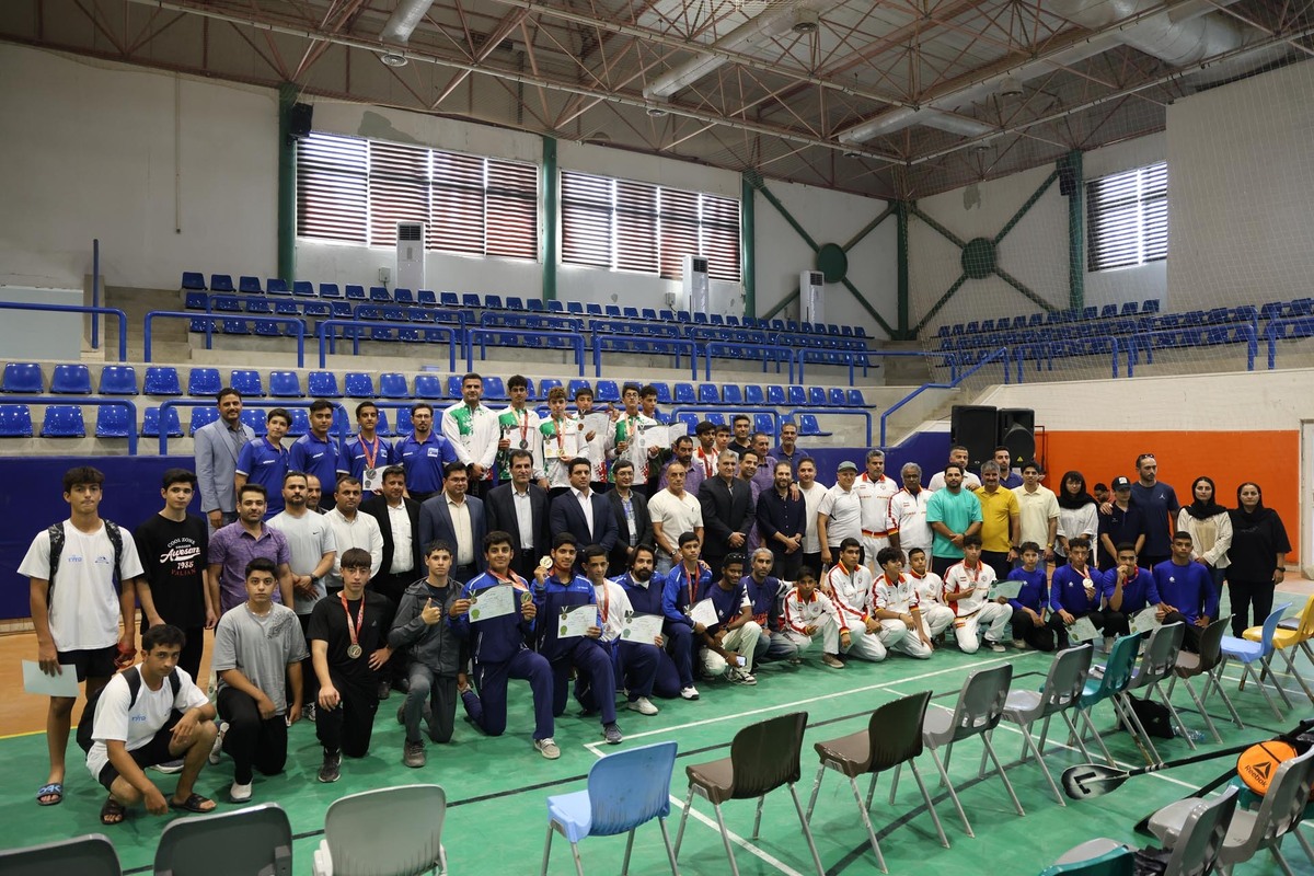 اختتامیه مسابقات قایقرانی آب‌های آرام المپیاد استعدادهای برتر کشور در بخش پسران برگزار شد