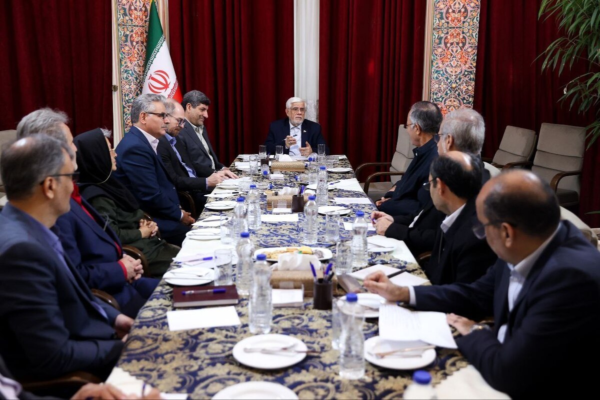 عارف: دولت در حال برنامه‌ریزی برای حل مشکل حقوق و مسکن اعضای هیات علمی است