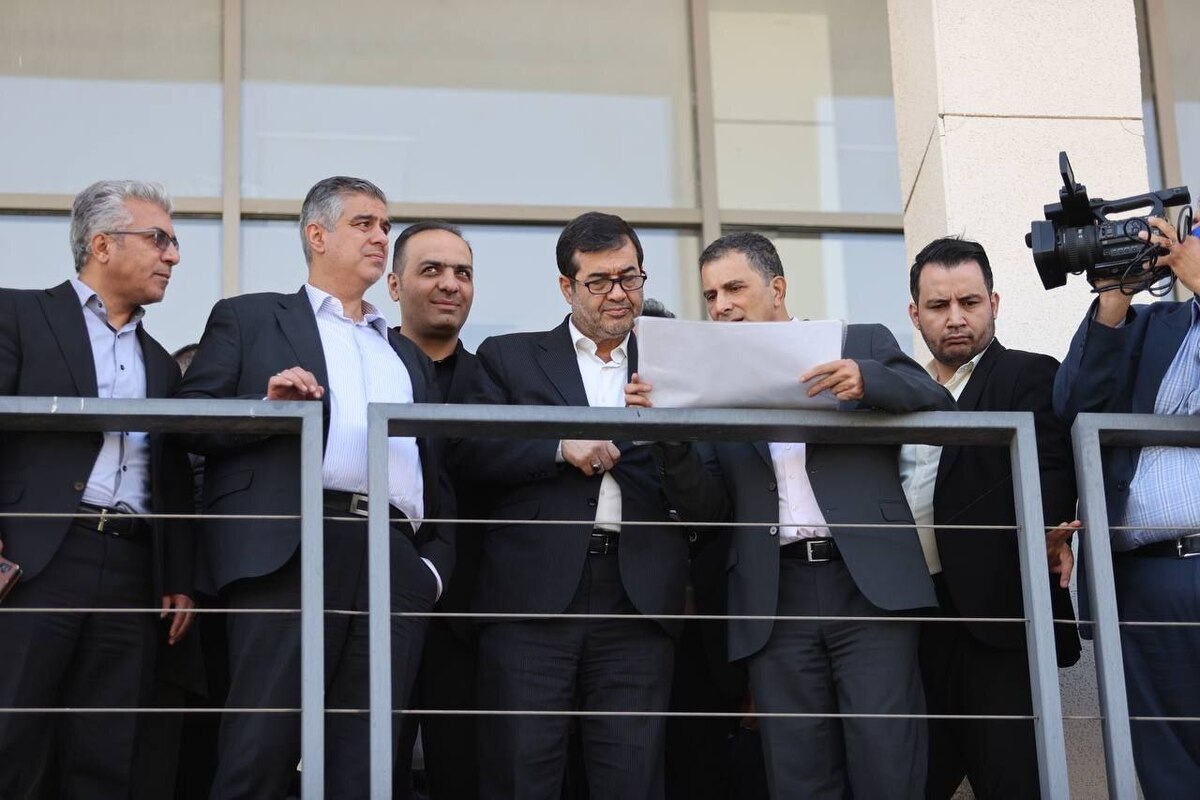 وزیر ورزش و جوانان به استان مرکزی سفر کرد