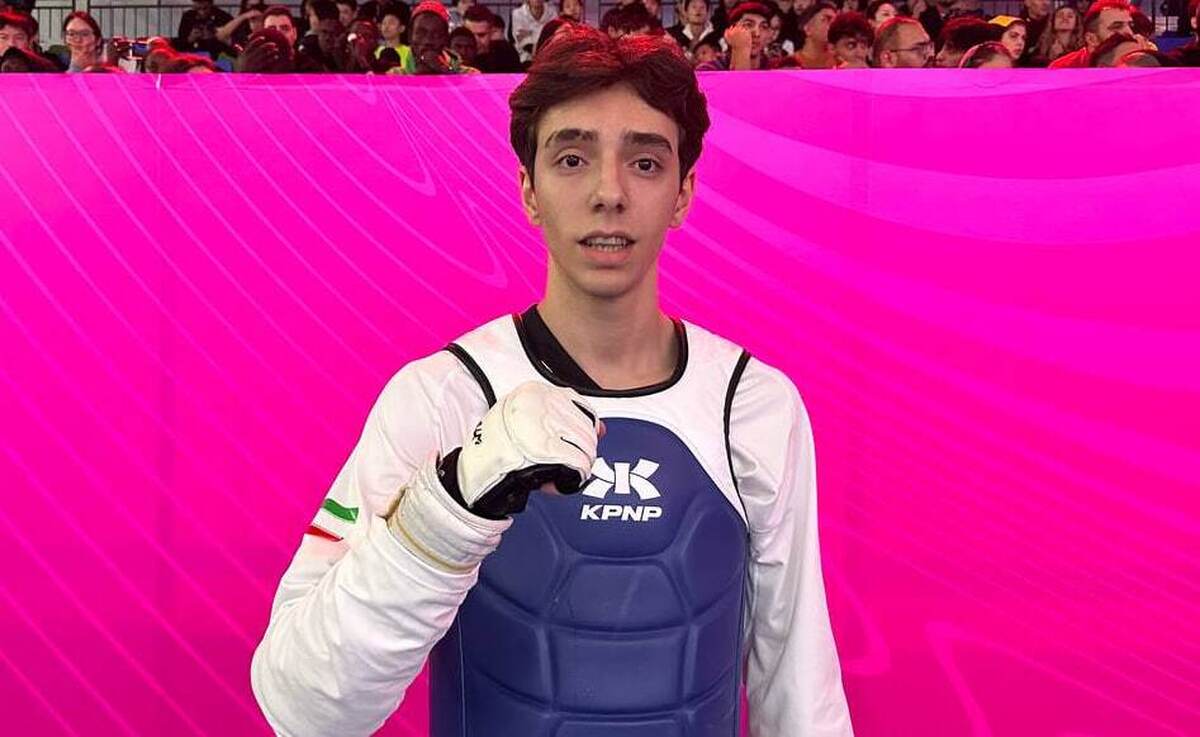 بدشانسی عجیب حاجی‌موسایی در فینال تکواندو قهرمانی جهان/ نماینده ایران نقره‌ای شد