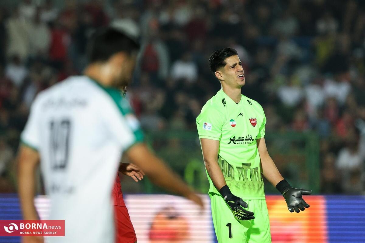 پیام نیازمند بی خیال دروازه بانی شد!+ عکس