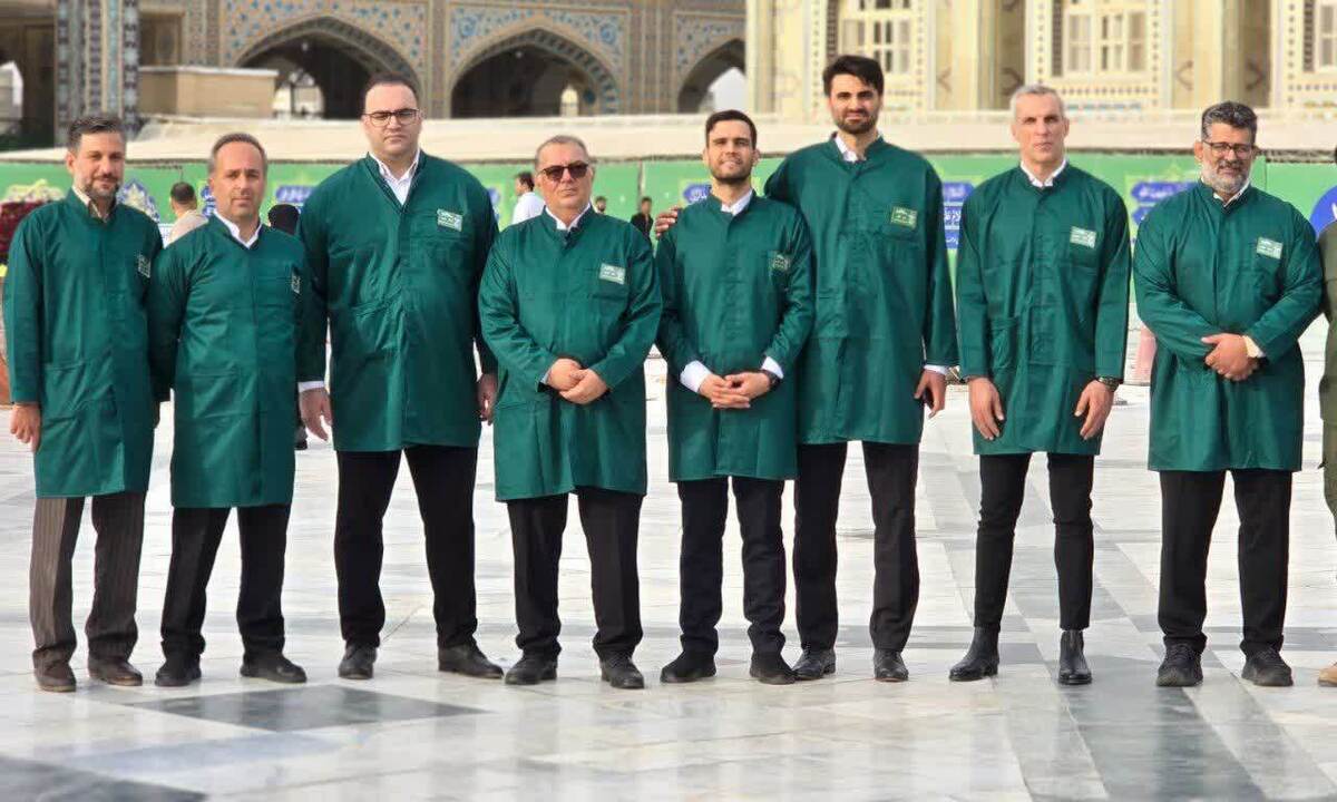 پذیرایی سپاهانی‌ها از زائران حرم امام رضا(ع) در هفته سپاهان