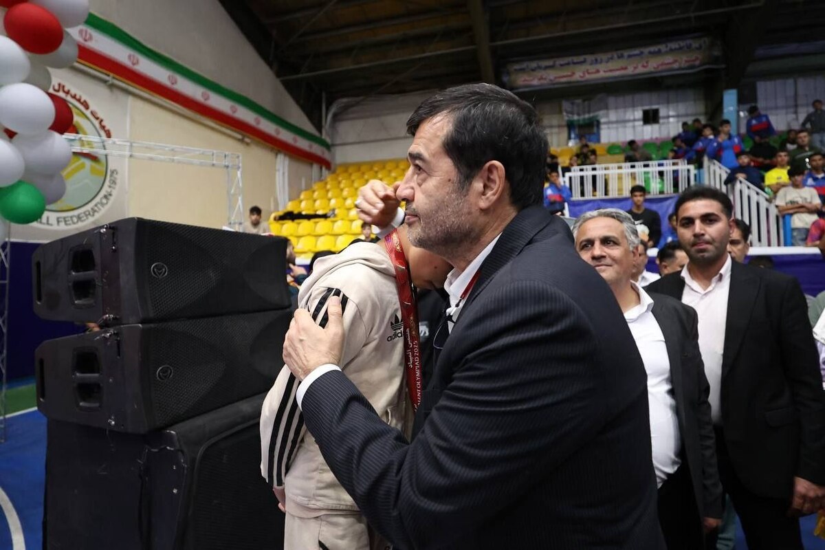 حضور وزیر ورزش در اختتامیه مسابقات بوکس المپیاد استعدادهای برتر
