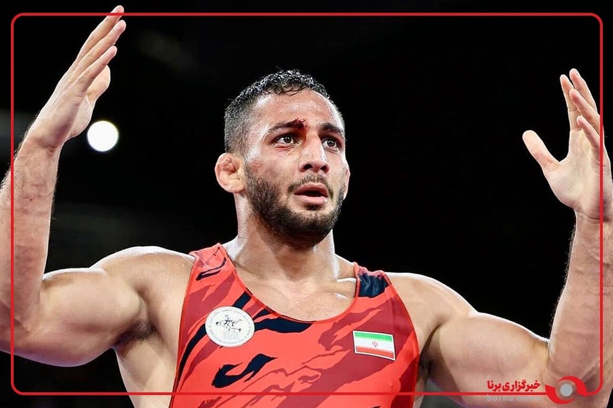 امیرعلی آذرپیرا، پس از کسب مدال طلای کشتی آزاد گفت: این قهرمانی را به مردم خوب کشورم هدیه می‌کنم