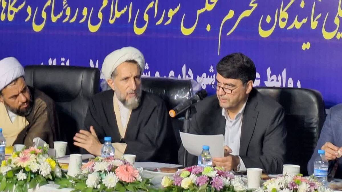 عملیات اجرای شبکه فاضلاب و ساخت سالن ورزشی در اقبالیه در اولویت است