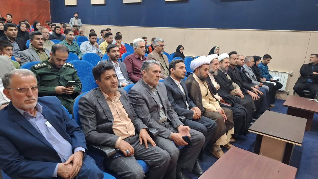  ۳۰۰۰ بیمه شده ورزشی در شهر اقبالیه ساماندهی شده اند/ورزشکاران اقبالیه مشکلات خود را مطرح کردند