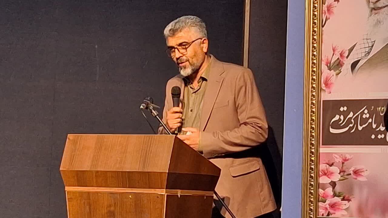  ۳۰۰۰ بیمه شده ورزشی در شهر اقبالیه ساماندهی شده اند/ورزشکاران اقبالیه مشکلات خود را مطرح کردند