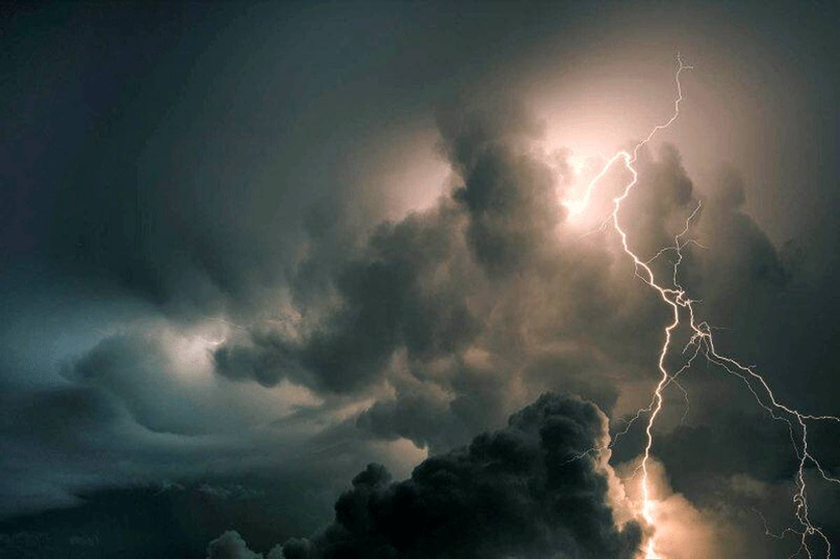 رگبار باران و رعد و برق در شمال غرب کشور