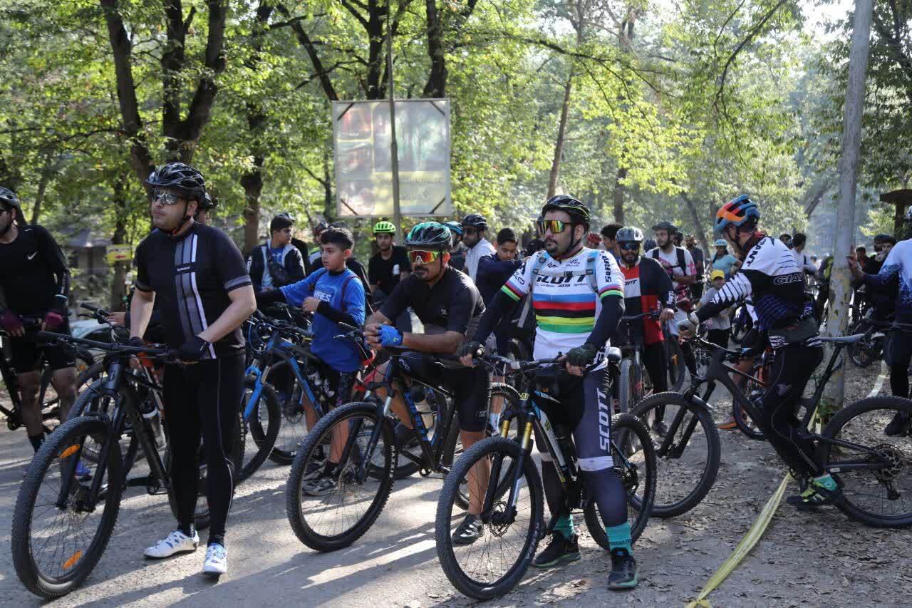 همایش بزرگ دوچرخهسواری گرامیداشت هفته تربیت بدنی در ساری برگزار شد همایش بزرگ دوچرخهسواری گرامیداشت هفته تربیت بدنی در ساری برگزار شد