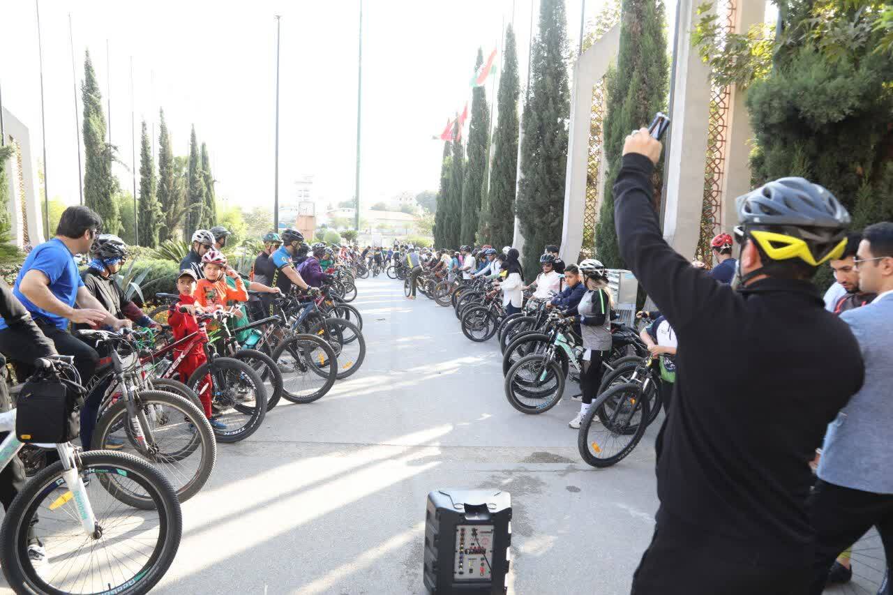 همایش بزرگ دوچرخهسواری گرامیداشت هفته تربیت بدنی در ساری برگزار شد همایش بزرگ دوچرخهسواری گرامیداشت هفته تربیت بدنی در ساری برگزار شد