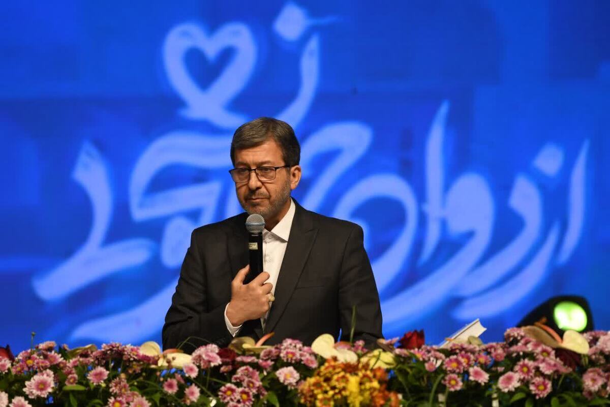 استاندار اصفهان: ازدواج دانشجویی آغازگر خانواده‌های دانا، متعهد و خلاق برای نسل آینده است