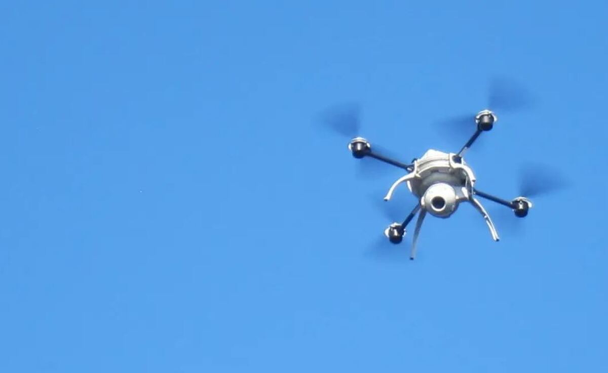 ریزپرنده‌هایِ غیرمجاز در آسمانِ سمنان ساقط می‌شوند