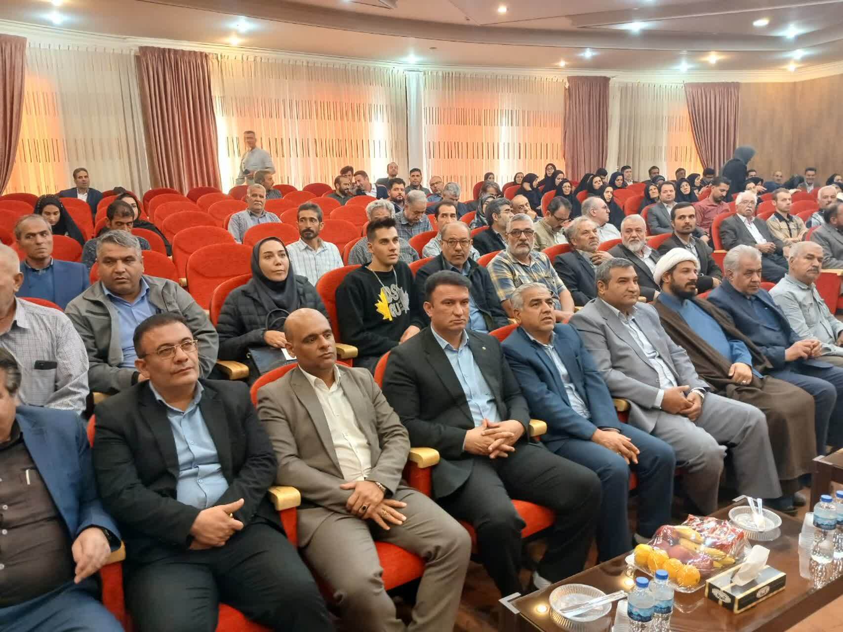 سومین جشنواره زعفران کمیجان برگزار شد