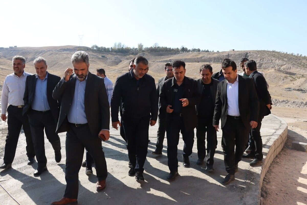 آماده سازی ورزشگاه ۱۵ هزار نفری تبریز برای کلنگ زنی با حضور رئیس جمهوری اسلامی ایران