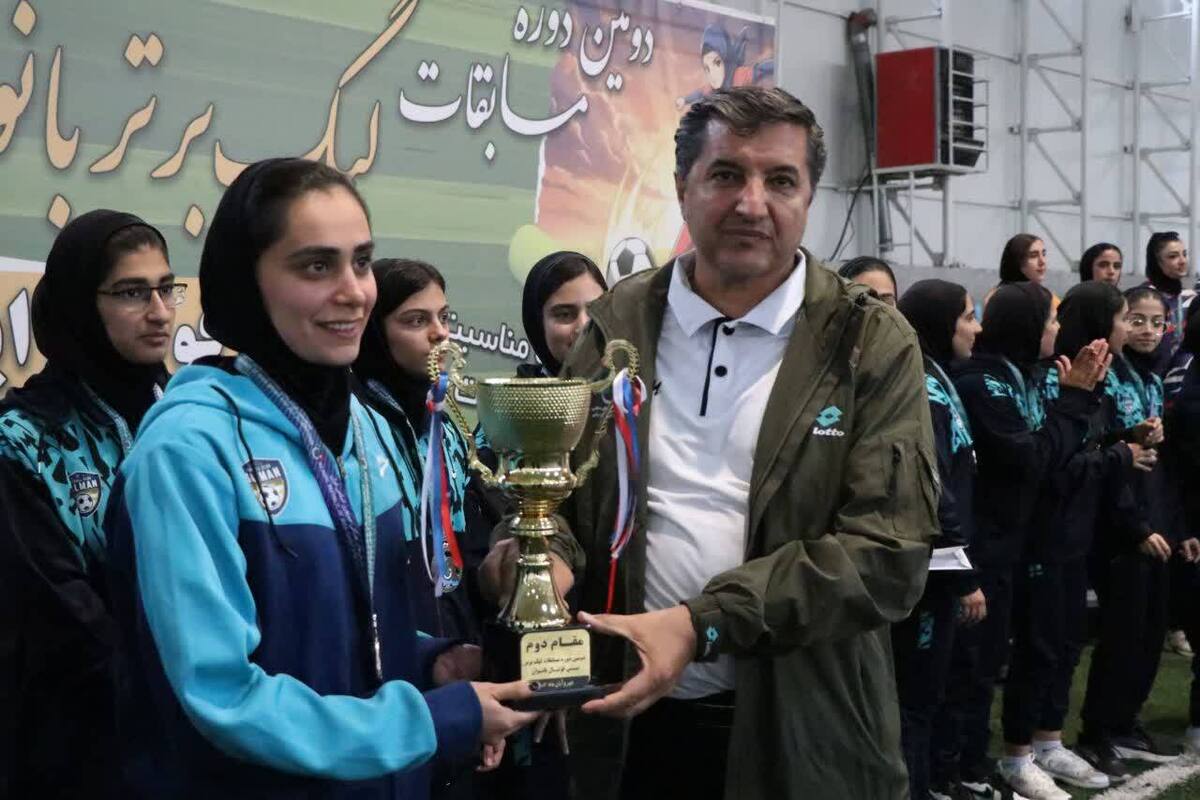 یکتا نهنگ از تیم سلمان مازندران عنوان بهترین دروازه‌بان را گرفت