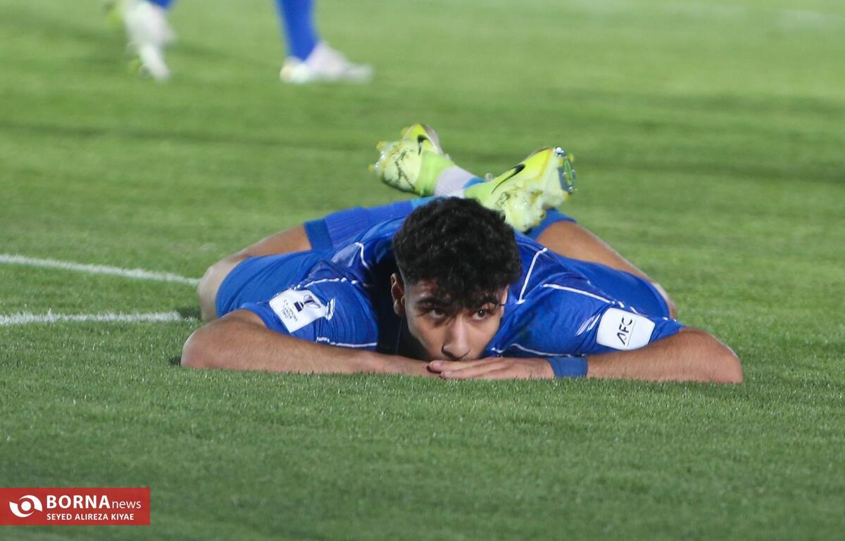 استقلال و پدیده‌ای به نام رزاقی‌نیا/ اینجا کسی دلتنگ اندونگ نیست!