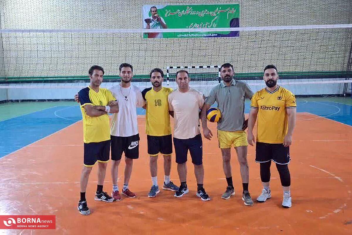 صدای توپ از سالن کوزران به گوش می‌رسد 