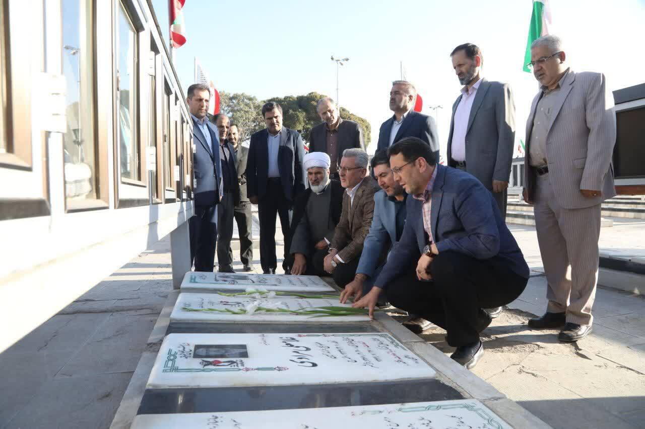 تجدید میثاق مدیران استان قزوین با آرمان‌های شهدا در آغاز هفته پدافند غیرعامل