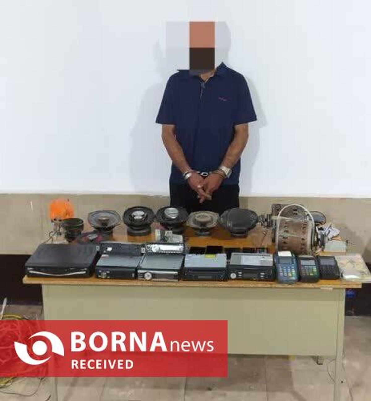 دستگیری سارق محتویات خودرو با ۱۰ فقره سرقت در شهرستان رباط کریم