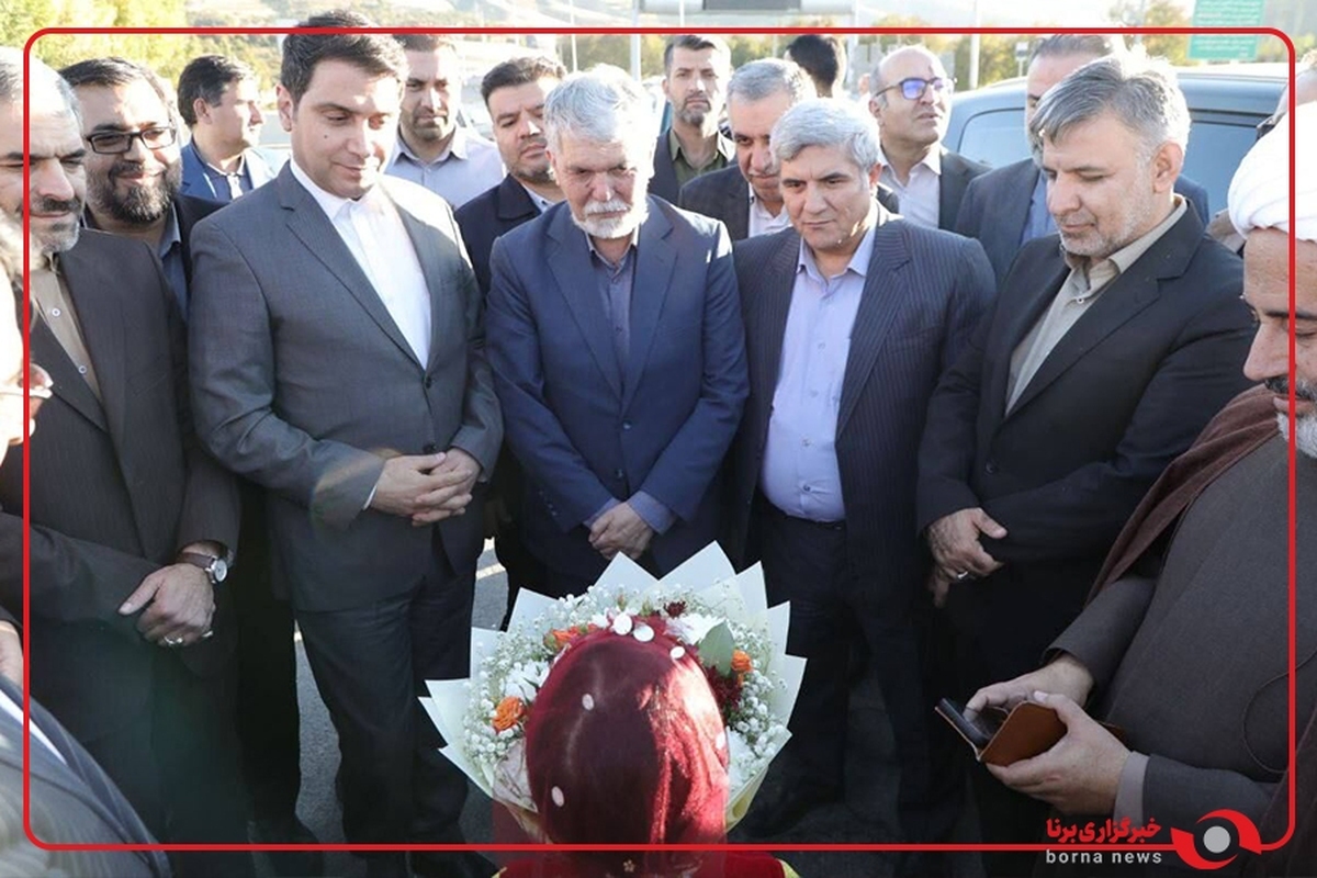 حضور وزیر فرهنگ و ارشاد اسلامی به همراه استاندار کردستان در هجدهمین جشنواره بین‌المللی تئاتر خیابانی مریوان