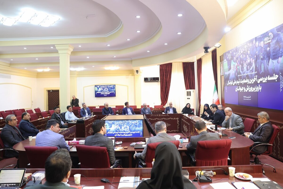 اعلام حمایت دنیامالی برای حضور پرقدرت تیم ملی در جام‌جهانی در جلسه با تاج و قلعه‌نویی