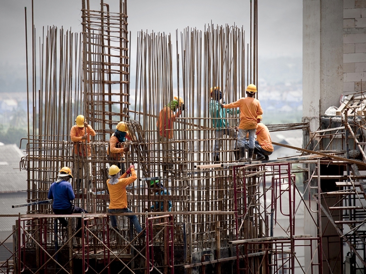 آغاز اصلاح مقررات فعالیت مهندسان در مناطق آزاد کشور