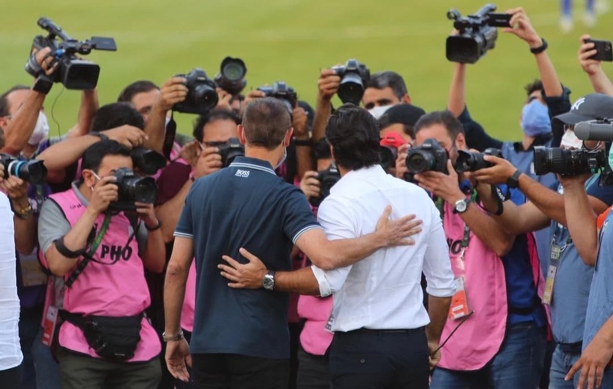 اماراتی‌ها مدعی شدند: فرهاد مجیدی در آستانه اخراج