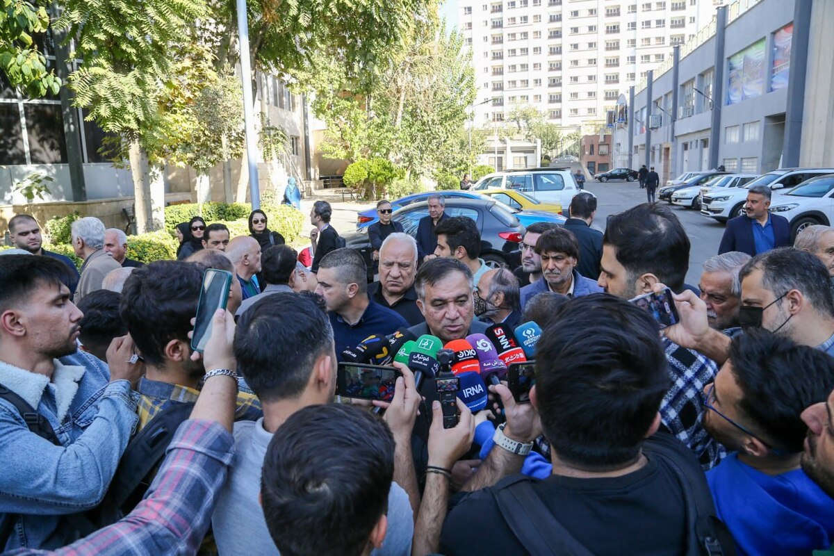 تاجرنیا: یک بزرگ‌مرد را از صحنه فوتبال و خانواده باشگاه استقلال از دست دادیم