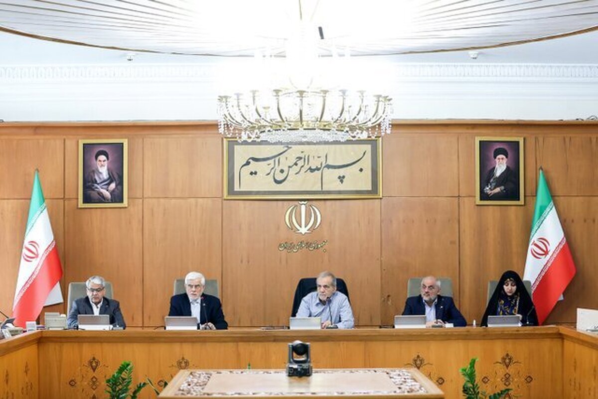 پزشکیان: مسئولان دستگاه‌ها برای مدیریت هزینه‌ها تلاش موثر داشته باشند