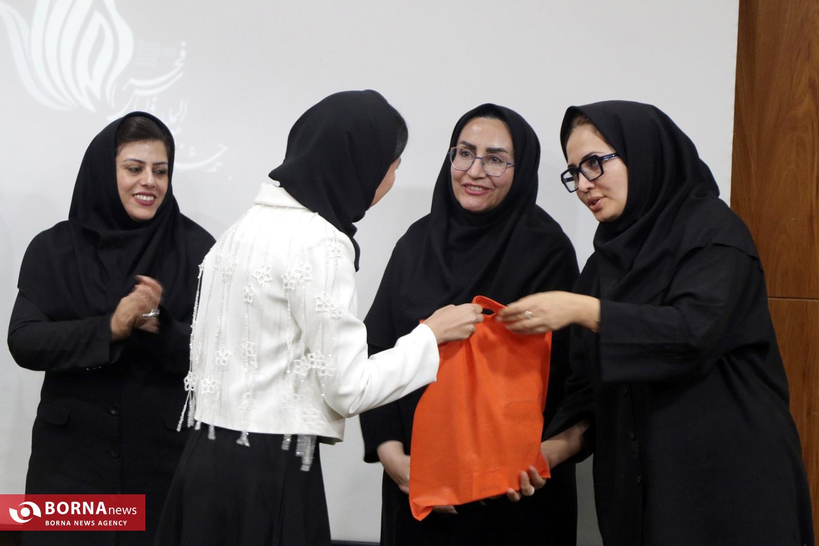 افتتاح نمایشگاه مد و لباس فجر فارس افتتاح نمایشگاه مد و لباس فجر فارس