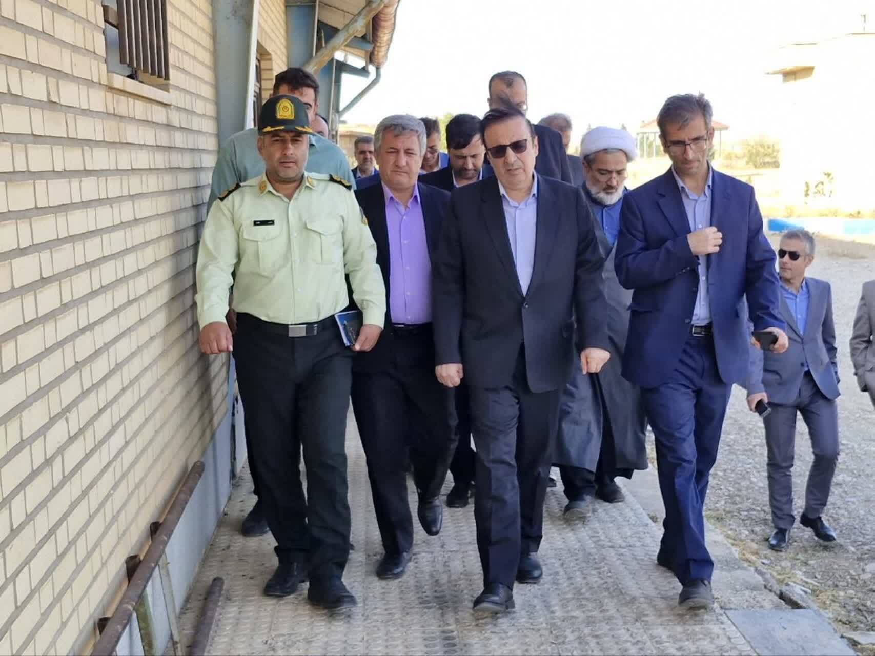 استاندار قزوین از اردوگاه فرهنگی و تربیتی شهید رجایی ضیاء آباد تاکستان بازدید کرد