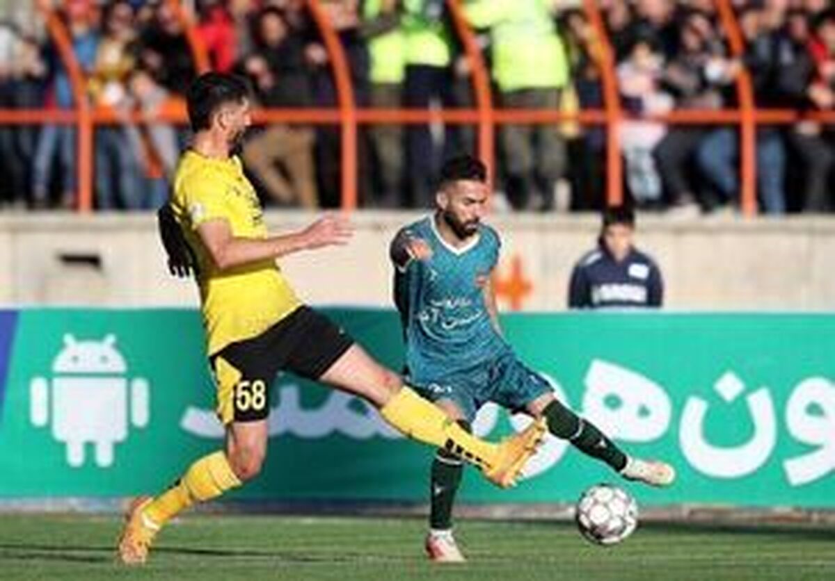 طلایی پوشان در تعقیب صدر، شمس آذر در جست‌وجوی نجات