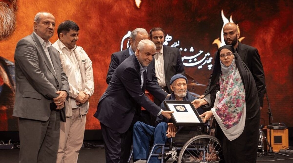 حضور مناف هاشمی در مراسم اختتامیه جشنواره «همام»