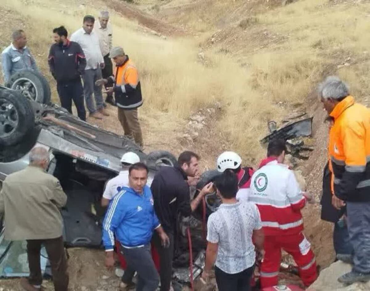 نجات جان  ۹۱ حادثه دیده  با اعزام ۸۷ تیم عملیاتی توسط هلال احمر لرستان