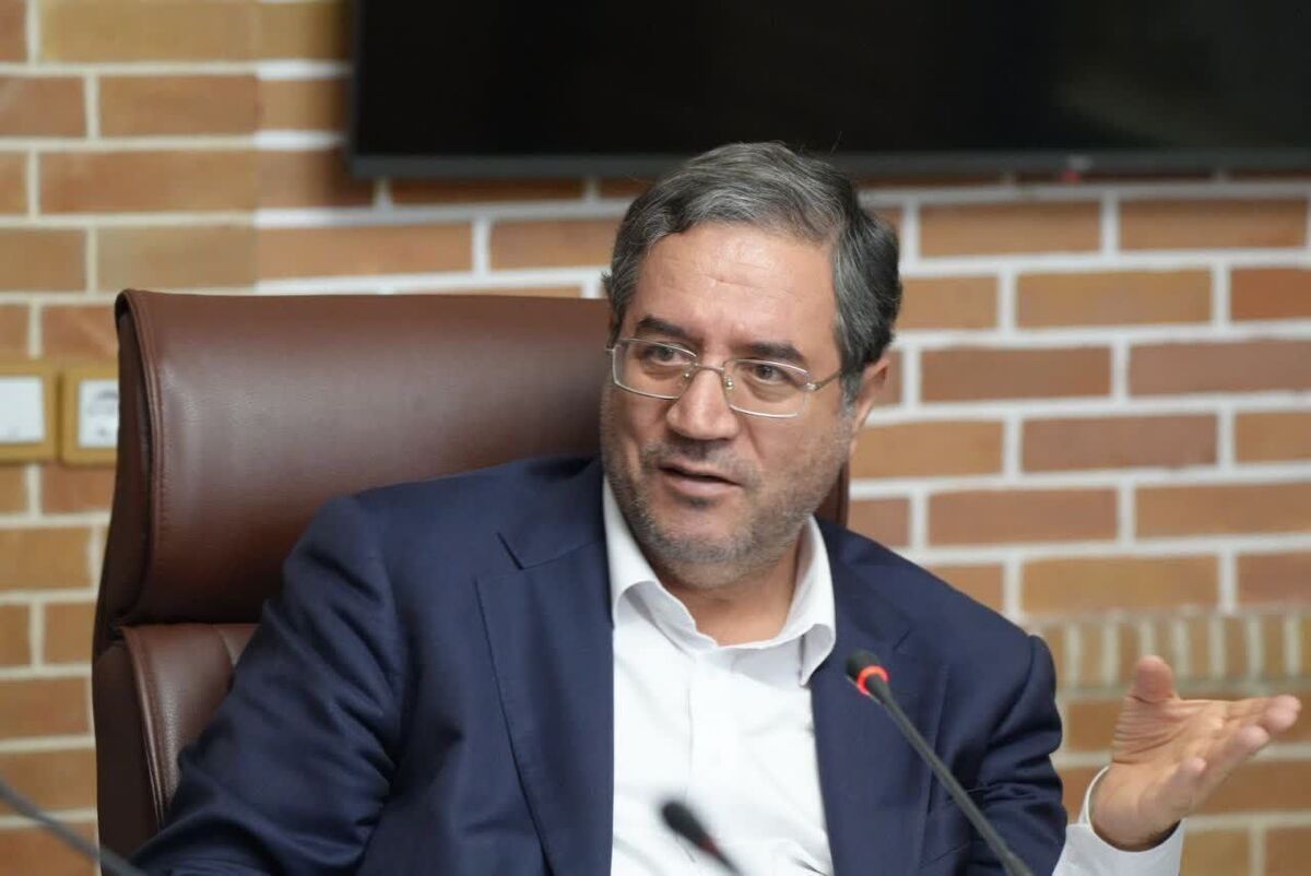 استاندار آذربایجان‌غربی: مدیریت محله‌محور معیشت، درمان و مسکن مردم را دنبال می‌کند