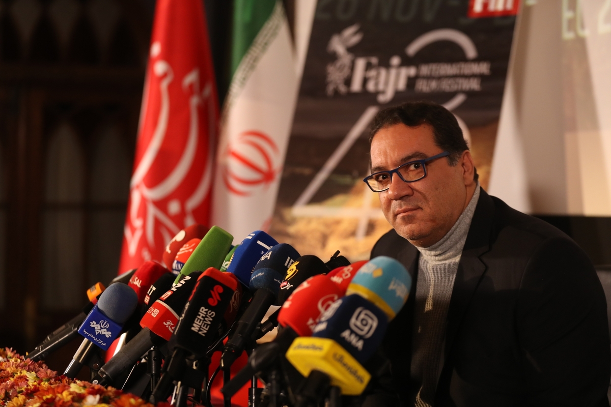 حسینی: پیوند شاعرانگی و سینما، محور انتخاب آثار بود/ اعلام جزئیات بخش‌های مختلف جشنواره جهانی فیلم فجر