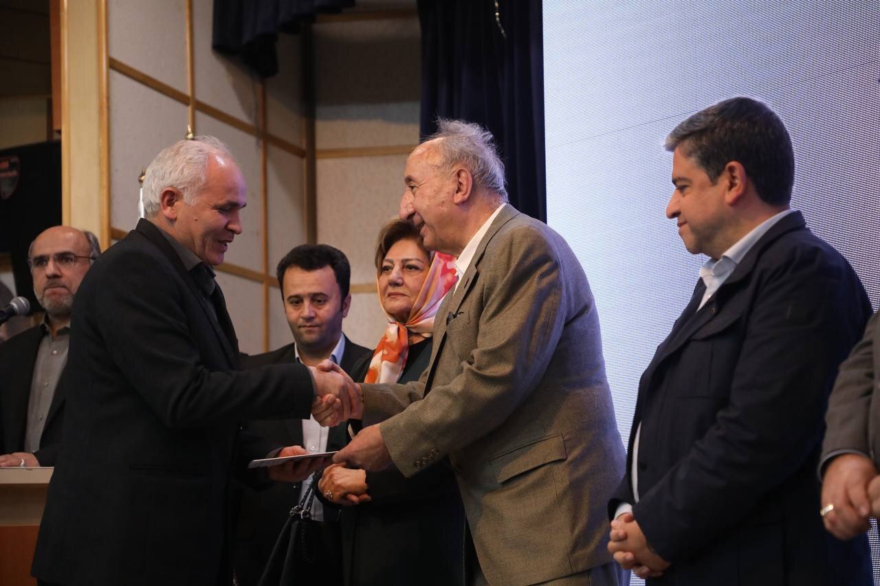 ساخت مدارس با مشارکت ۱۰۰ خیّر/الگوی جدید توسعه در دولت چهاردهم ساخت مدارس با مشارکت ۱۰۰ خیّر/الگوی جدید توسعه در دولت چهاردهم