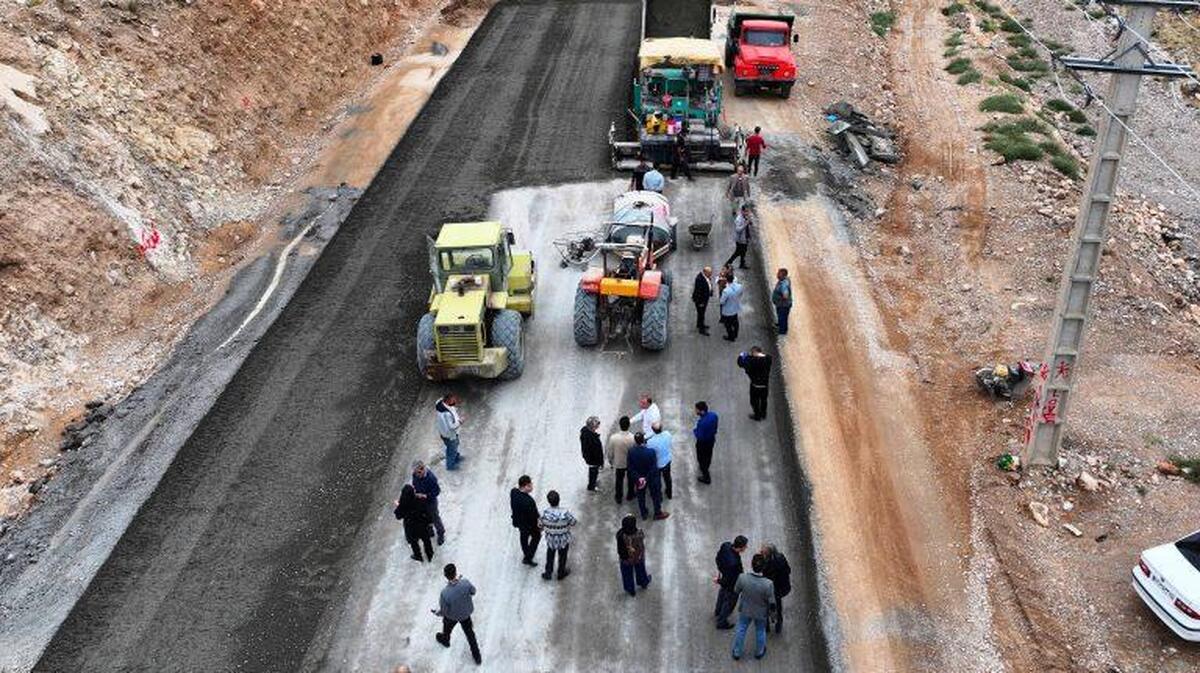 اصلاح ۹۵۵ نقطه پرحادثه شبکه راه‌های کشور در مدت فعالیت دولت چهاردهم