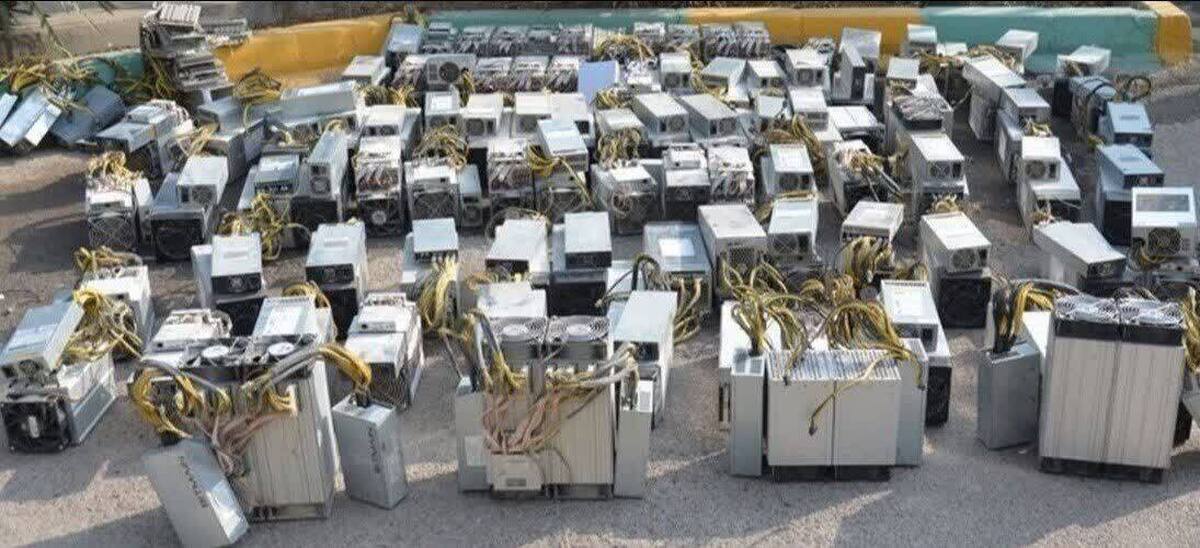 جمع‌آوری ۷۱۹ دستگاه ماینر غیرمجاز در استان مرکزی