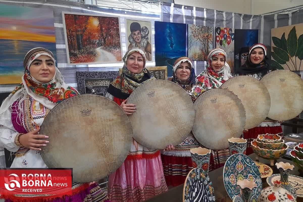 افتتاح نمایشگاه توانمندی‌های بانوان شهرستان ملارد در دانشگاه آزاد اسلامی