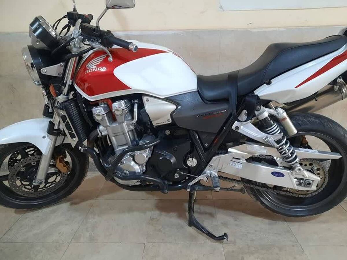 توقیف موتور سنگین قاچاق در ساوجبلاغ