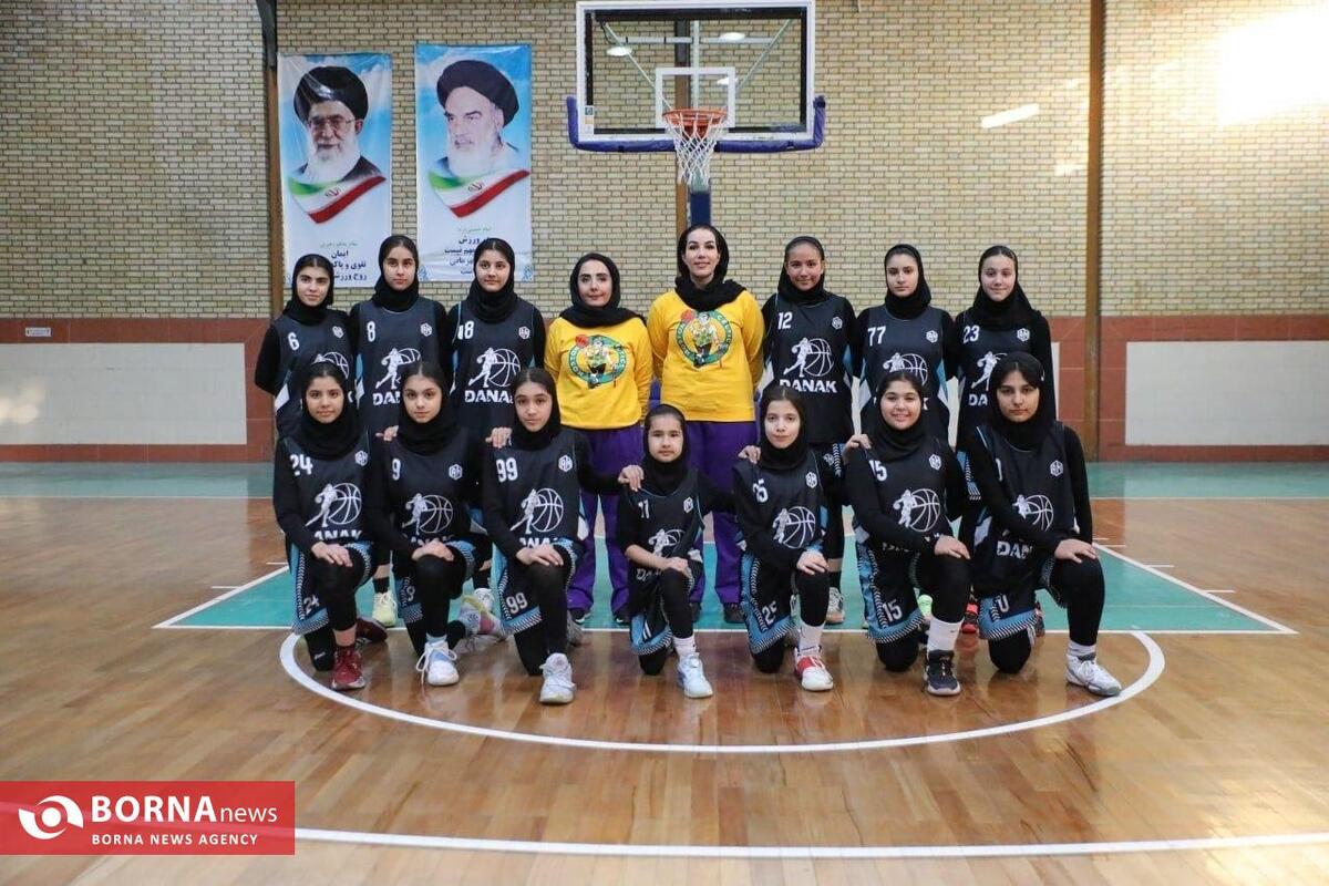 پایان باشکوه لیگ‌های نونهالان بسکتبال خراسان‌رضوی در سال ۱۴۰۴ / قهرمانی داناک و آویژه