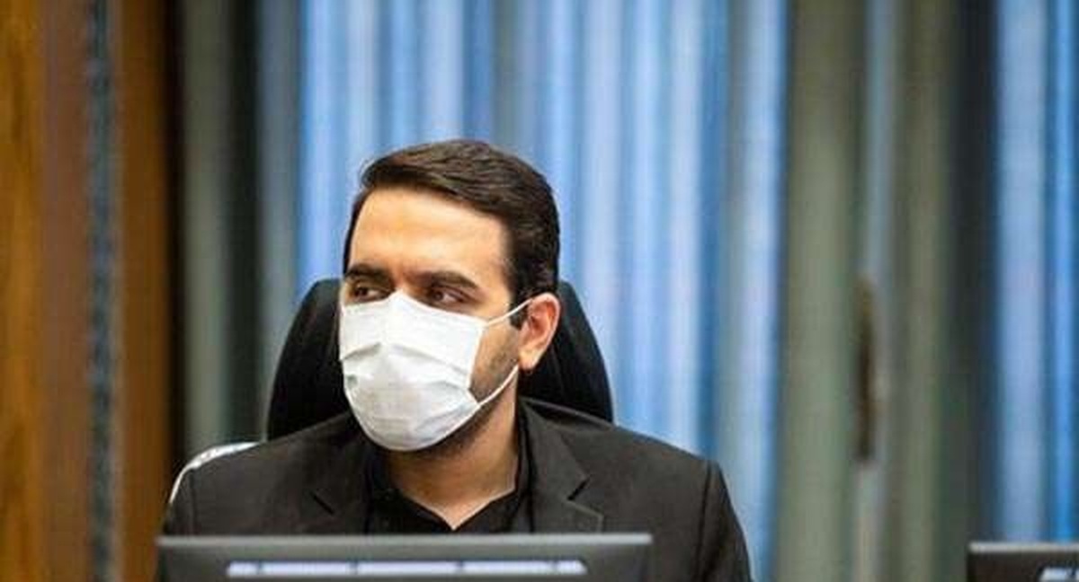 سخنگوی شورای اسلامی شهر اصفهان:
صنایع آلاینده اصفهان باید هزینه واقعی آلایندگی را بپردازند