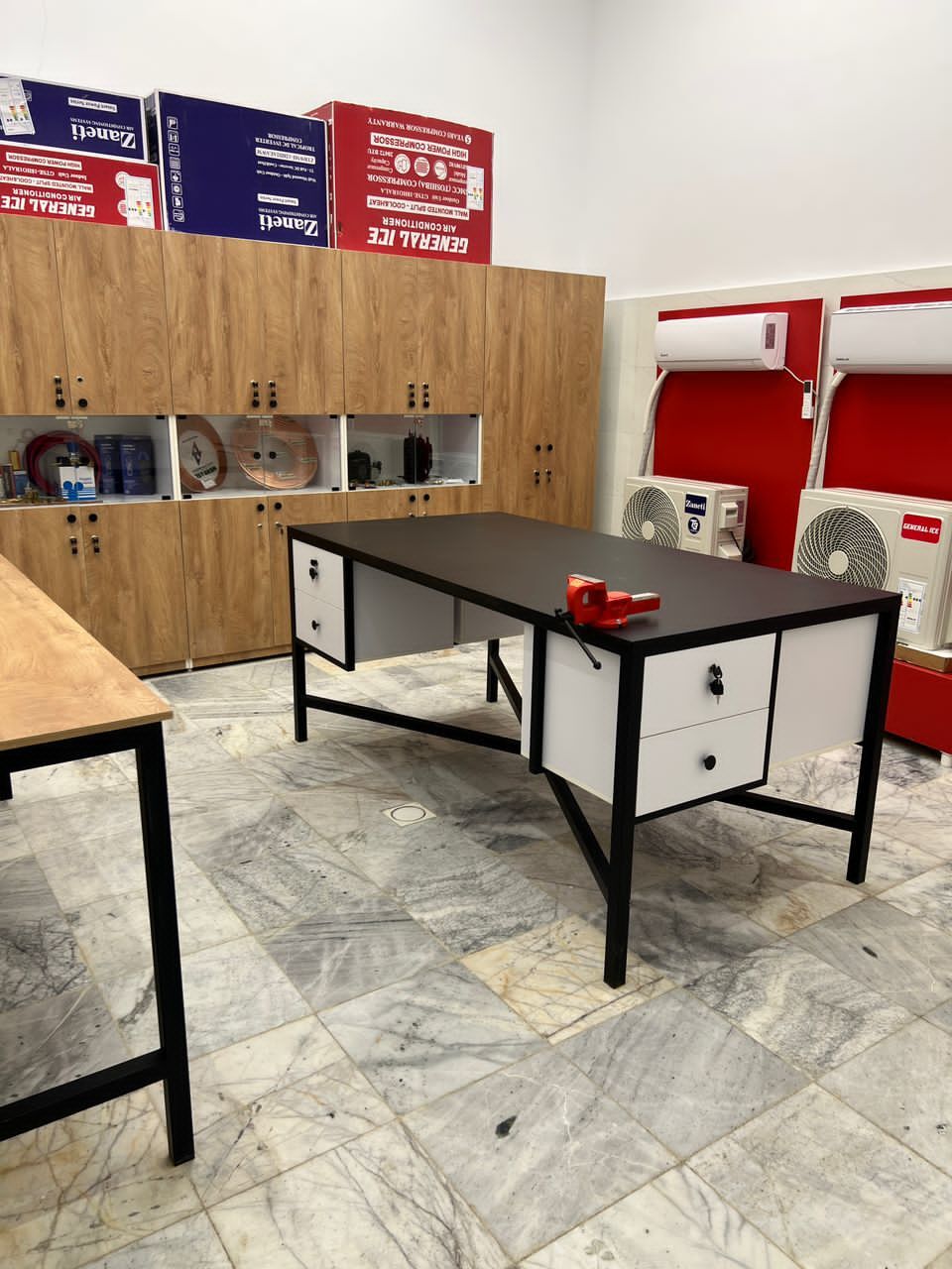 بازدید مدیرکل طرح‌های ملی و فراگیر جوانان وزارت ورزش از دوره‌های مهارت‌آموزی سربازان در البرز