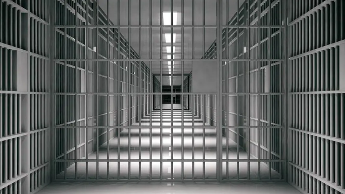 ۴ زندانی ایرانی از قزاقستان به کشور منتقل می شوند