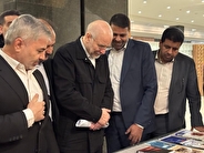 بازدید قالیباف از نمایشگاه کتاب نمایندگان ادوار به مناسبت روز مجلس
