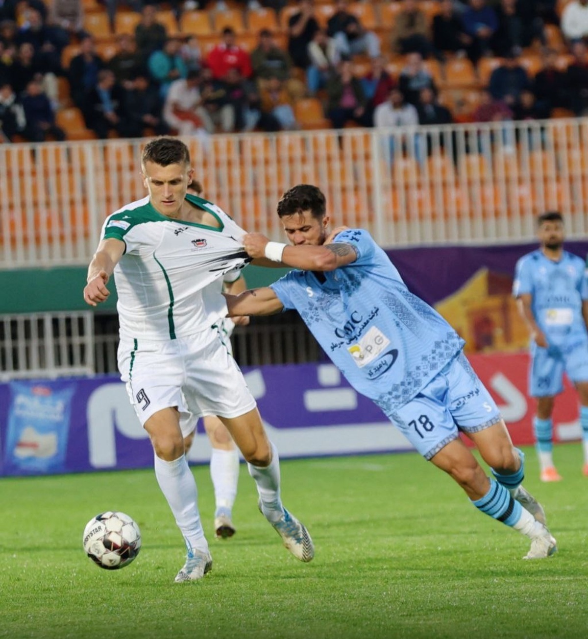 چادرملو امیدوار، ذوب‌آهن مصمم