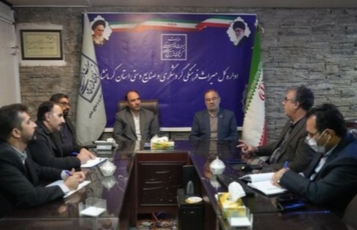 راه‌اندازی فروشگاه اینترنتی رایگان برای صنعتگران/ همکاری پست و میراث فرهنگی کرمانشاه تقویت می‌شود