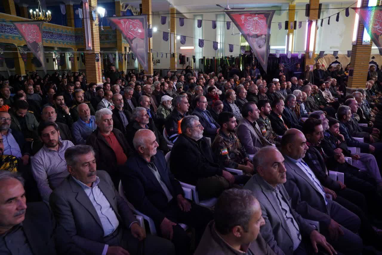 شهدا ستون اصلی امنیت و اقتدار کشور هستند شهدا ستون اصلی امنیت و اقتدار کشور هستند